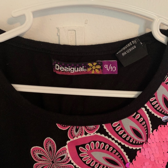 Desigual T-Shirt with reversible sequins - 9/10 - Picture 2 of 4